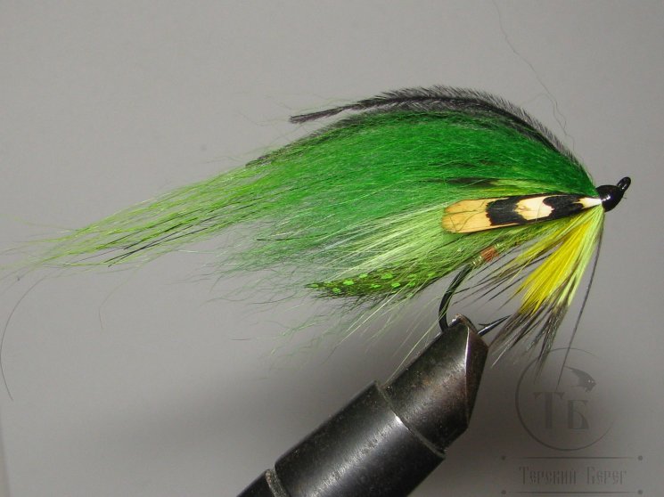 Муха лососевая на одинарном крючке ( 24 ) Greenhighlander OST Var.  Kumho Salmon Black № 6