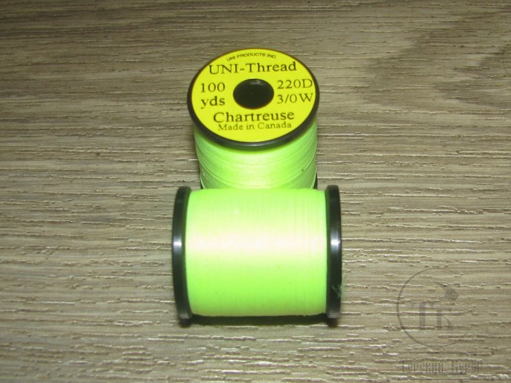 Mонтажная нить UNI THREAD 3/0 Chartreuse 100 yds