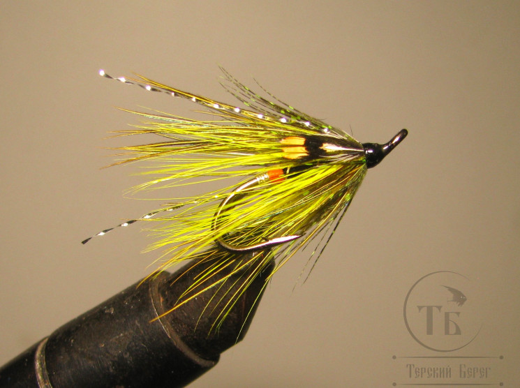 Муха лососёвая на двойнике Spey ( 11 ) Chartreuse Rump DL 71 BL. № 6 