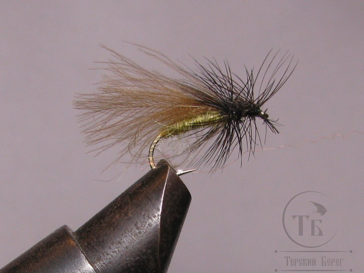Муха CDC ( 7 ) Caddis Olive № 10