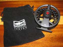 Катушка нахлыстовая Liquid S-5+ HD Reel Black WATERWORKS LAMSON 