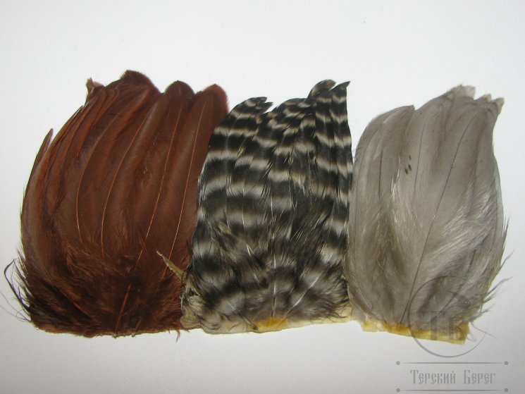 Куриные перья скальпа на коже Mix Hen Feathers Wet ( Grizzly / Brown / Gray ) для мокрых мух на кр. № 10 - 12