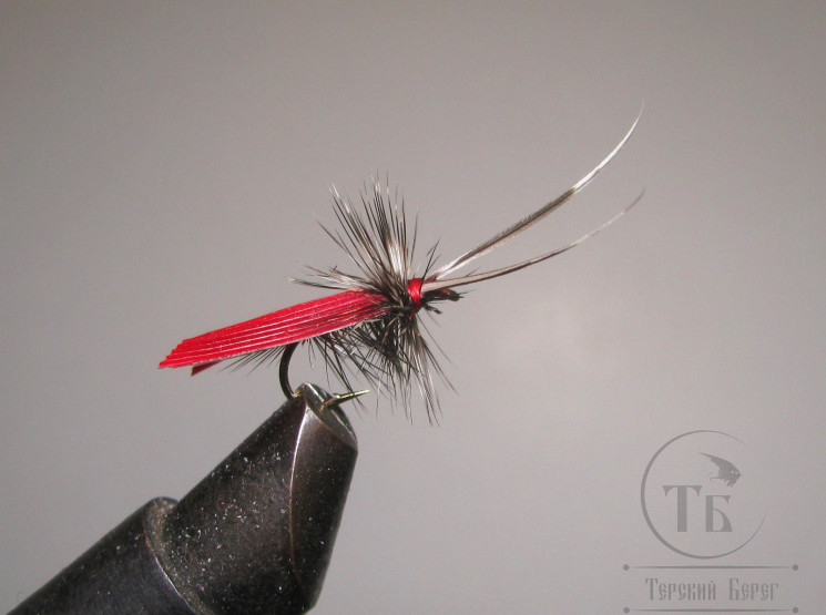 Муха сухая Dry fly ( 23 ) " Quill Wing Caddis Red "крючок № 16 ( Kumho )