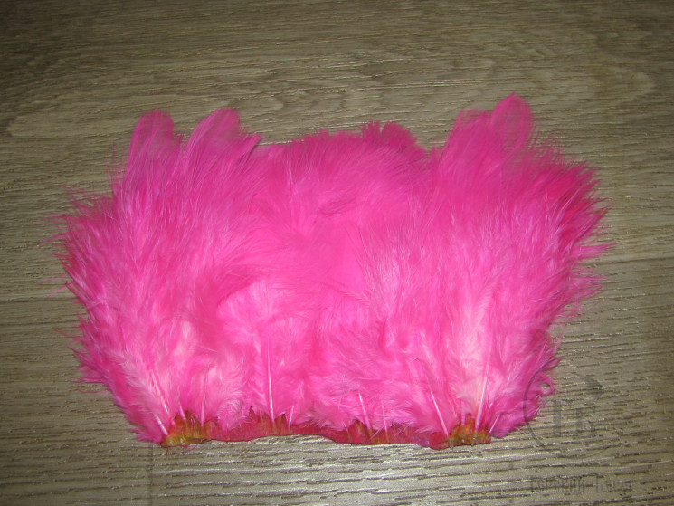Перо курицы вырез на коже SH/CH Fl. Hot Pink
