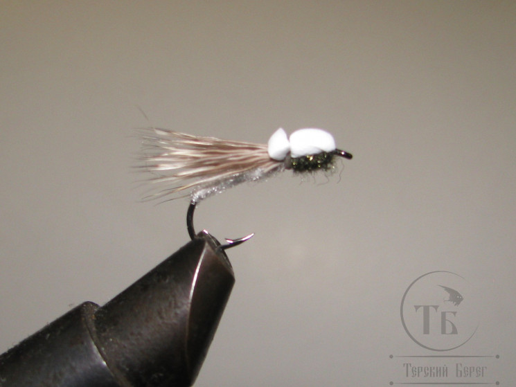 Муха Caddis Foam ( 11 ) White кр. № 14