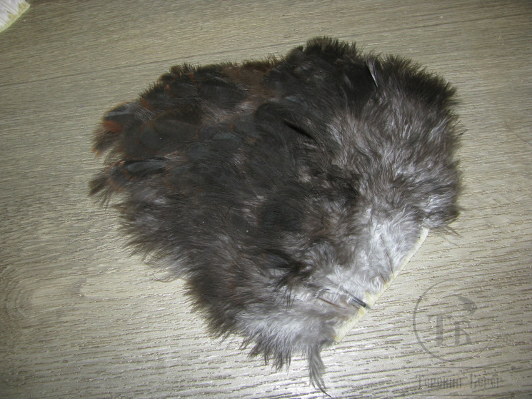 Перо курицы на коже Soft Hackle Chicabou Grey ( распродажа П- 137 )