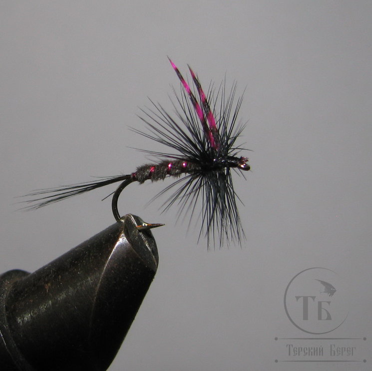 Муха сухая Dry fly Adams 18 " Adams Black Hot Pink "крючок № 12 ( Kumho )