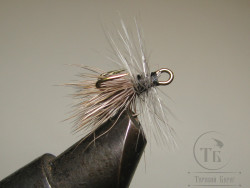 Муха на тройнике "хариус форель" ( 10 ) Deer Nat Gray кр. № 14