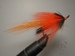 Муха лососевая на одинарном крючке ( 14 ) "Hot Shrimp" Kumho Salmon Black № 2