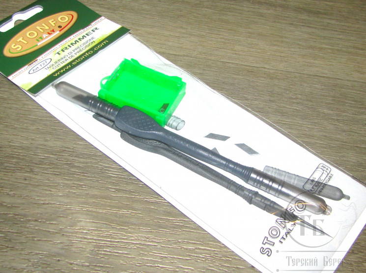 Скальпель с иголкой Trimmer Stonfo