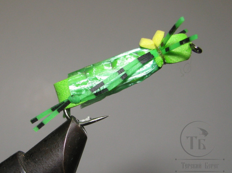 Муха Кузнечик ( 14 ) Hopper Green Raffia Sili Legs  кр. Kumho Str . № 6