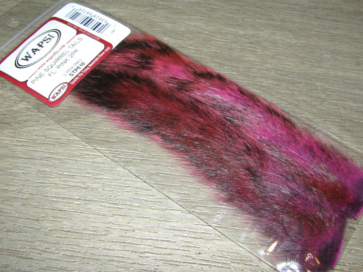 Хвост белки еловой Pine Squirrel Tail Fl. Pink ( 2 шт ) Wapsi
