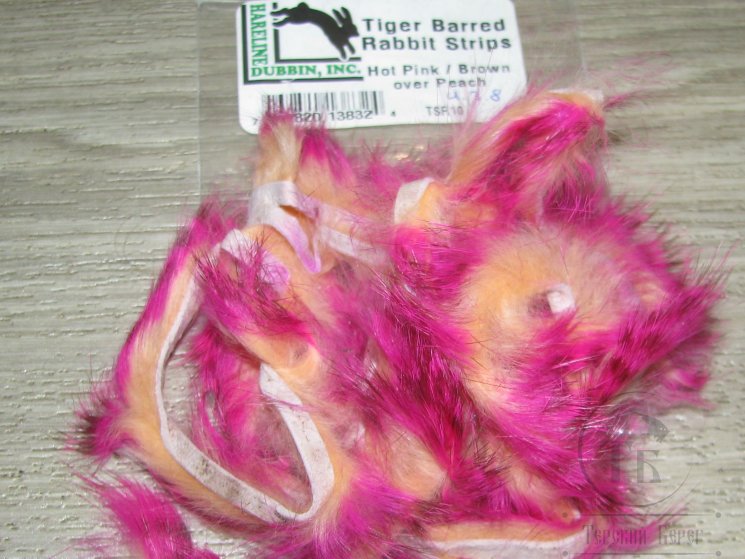 Зонкер кролика tiger barred rabbit strips hot pink / brown over peach Hareline