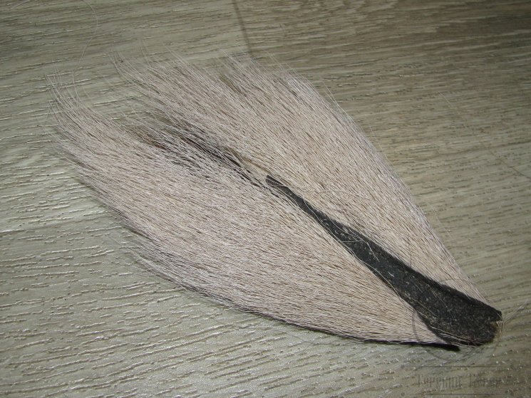 Кусок хвоста оленя светло бежевый  Bucktail pieces Tan Wapsi / Терский Берег