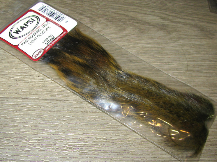 Хвост белки еловой Pine Squirrel Tail Light Olive ( 2 шт ) Wapsi