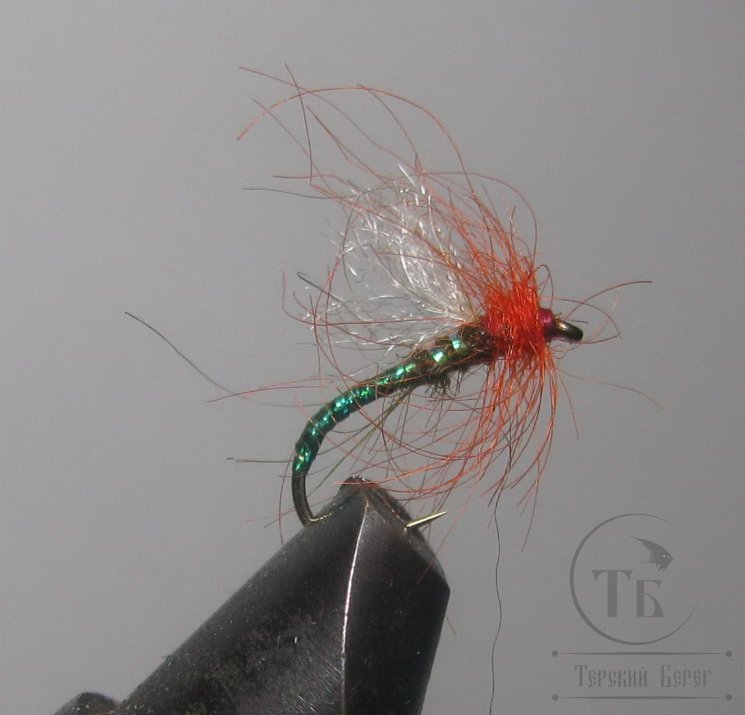 Муха Парашют / Parashute ( 16 ) Scarlet Peacock Poly Pro White  №14