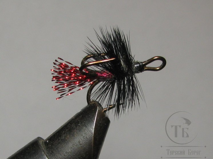 Муха на тройнике "хариус форель" ( 41 ) Black / Red Tag кр. №8