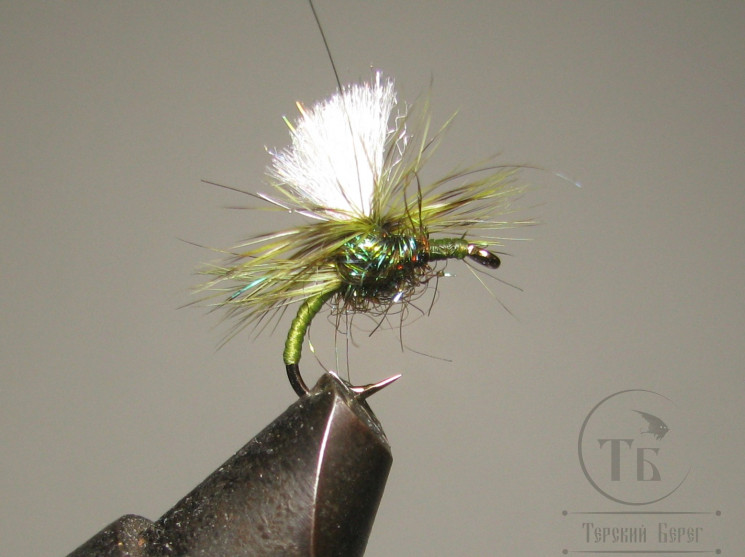 Муха парашют / Parashute ( 6 ) PP Ice Emerger Olive Scud № 12