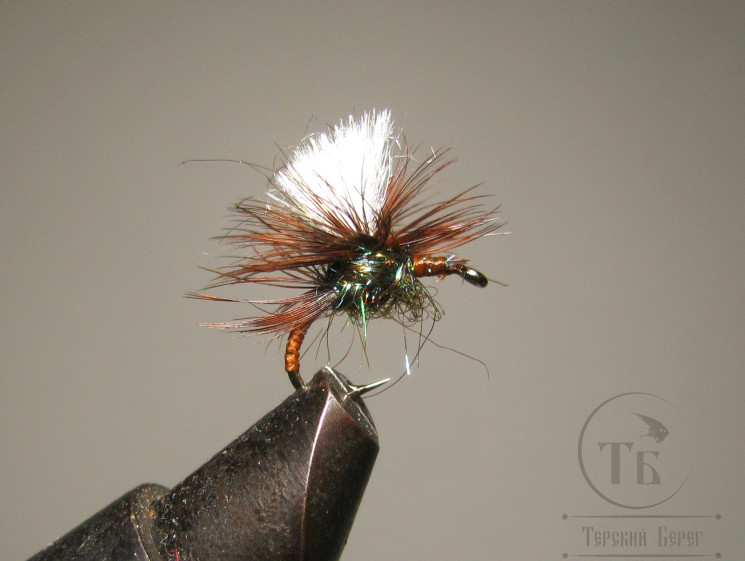 Муха парашют / Parashute ( 7 ) PP Ice Emerger Peacock Brown Scud № 12