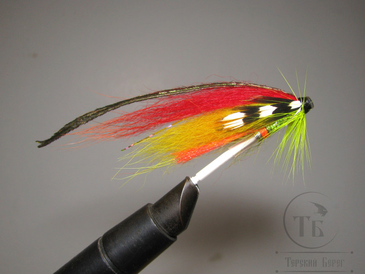 Муха лососёвая скандинавское крыло ( 2 F ) Fluoro Varzuga Canary ( пластик 1,0 дюйм )