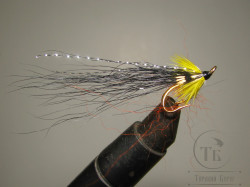 Муха лососевая на золотом двойнике ( 15 ) Golden Killer Var Mustad DL Gold № 10