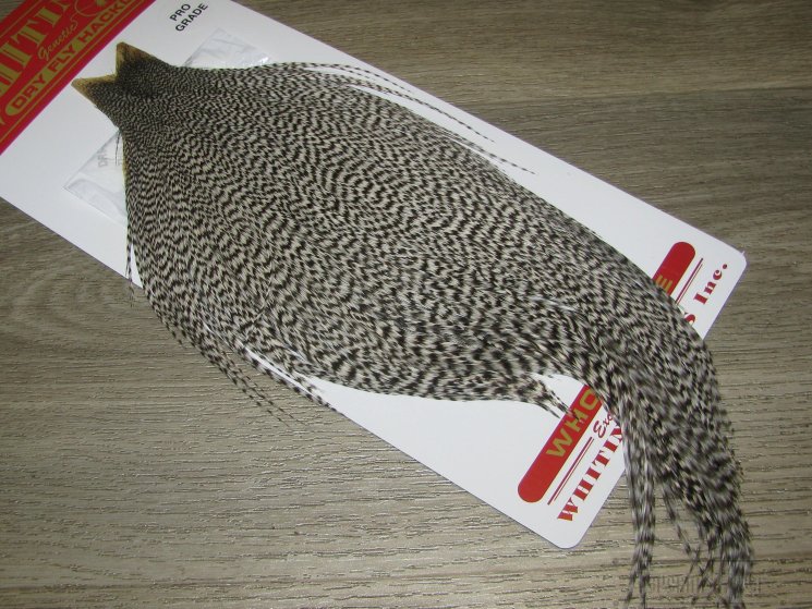 Скальп петуха Whiting Dry Fly Pro-Grade Cape Grizzly