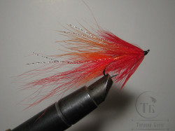 Муха лососевая на одинарном крючке ( 37 ) Red Varzuga Kumho Salmon Black № 8