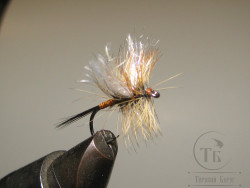 Муха сухая V Wings ( 6 ) Rusty Brown Kumho №12