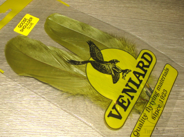Goose Shoulders Olive Veniard