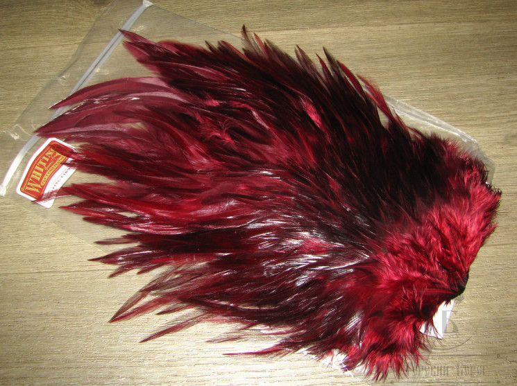 Седло петуха с широким пером Whiting Rooster Saddle 4BS Claret