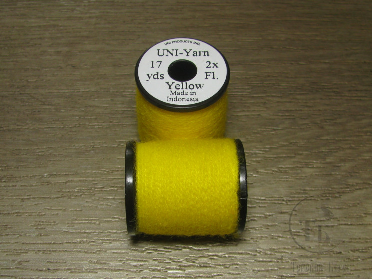 Шерстяная пряжа на катушках UNI - Yarn 17 yds 2x Fl. Yellow