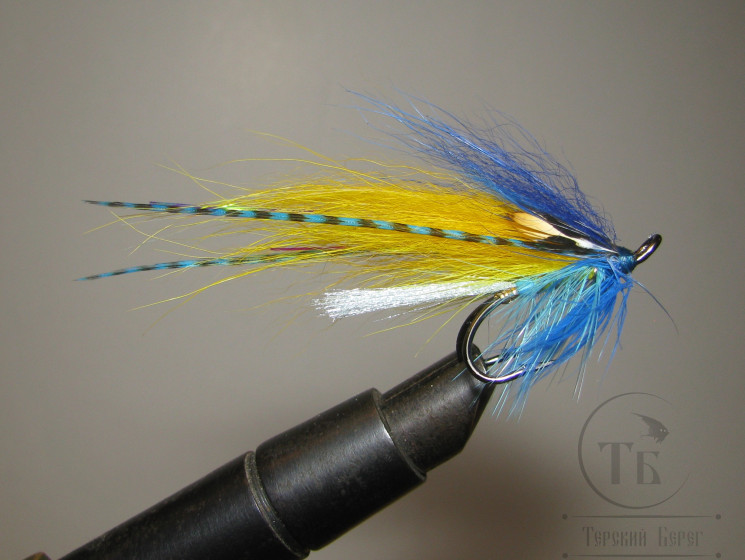 Mуха лососевая на двойнике ( 9 ) Robin Hood Laxa Blue крючок Mustad DL71 BLN № 4