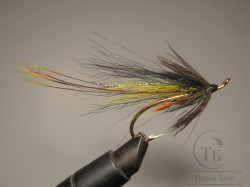 Муха лососевая на одинарном крючке ( 20 ) Munro Killer PBP Variant Kumho Salmon Gold № 1/0