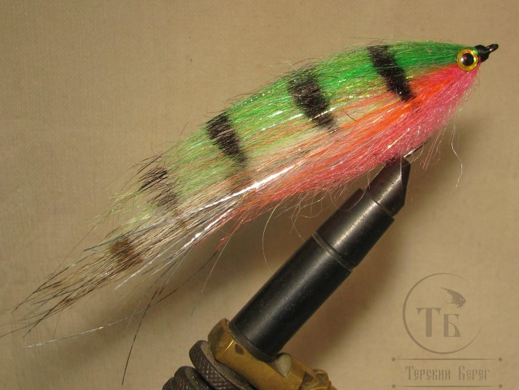 Муха щучья (50) Green White Pink 16 cm Крючок №2/0 