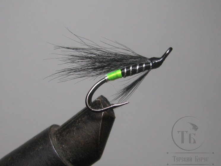 Муха лососевая на двойнике Monkey "Летняя" ( 6 ) Chartreuse Butt Monkey Wing DL71 № 8