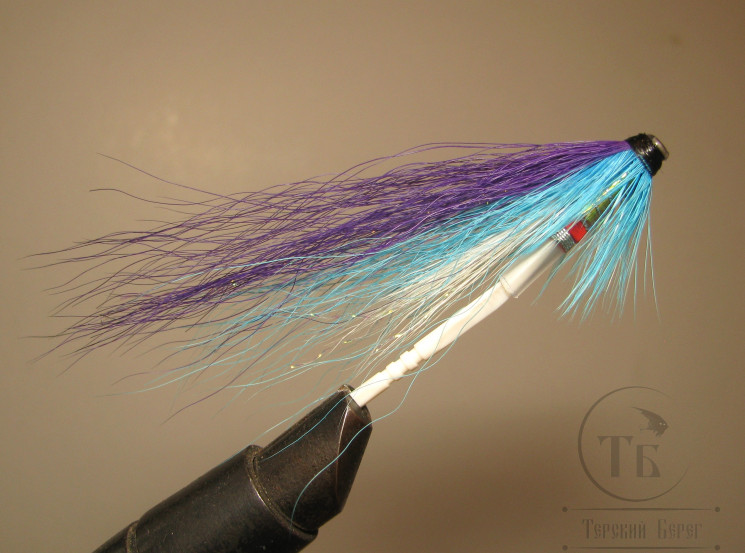 Муха лососёвая серия "Бурняк" ( 16 ) WG Dk. Purple ( пластик 1,0 дюйм )