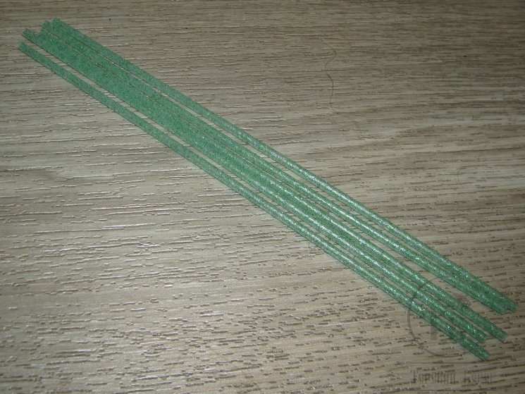 Пластиковая трубка диаметр 3,0 mm 5 шт 200 mm флюр зеленый - зеленый / Plastic Tube Soft Glitter Fl.  Green - Green Future Fly
