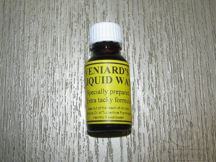 Дабинговая вакса Liquid Wax 15ml Bottle VENIARD