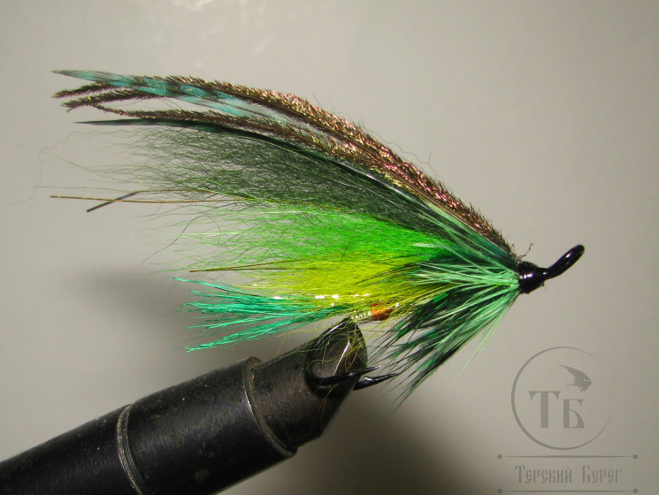 Mуха лососевая на двойнике ( 13 ) Robin Hood Kola Green крючок Partridge W O2 Black № 6