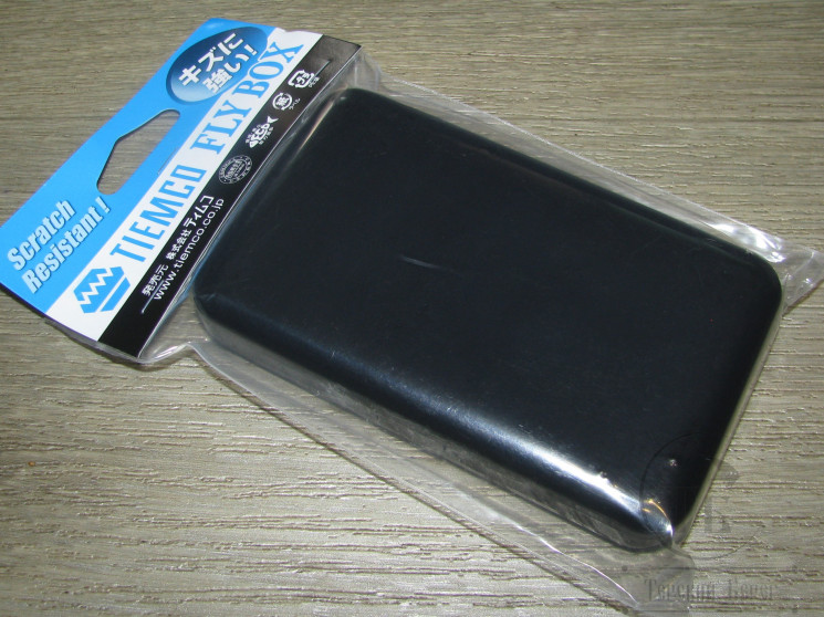 Коробочка для мушек FLY BOX BLACK SINGLE FORM 001 TMC